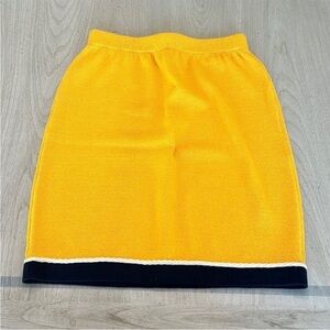 St. John Yellow Pencil Skirt with Navy and White Trim